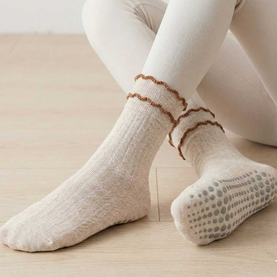 Parisienne Ruffle Grip Crew (Double Layer)