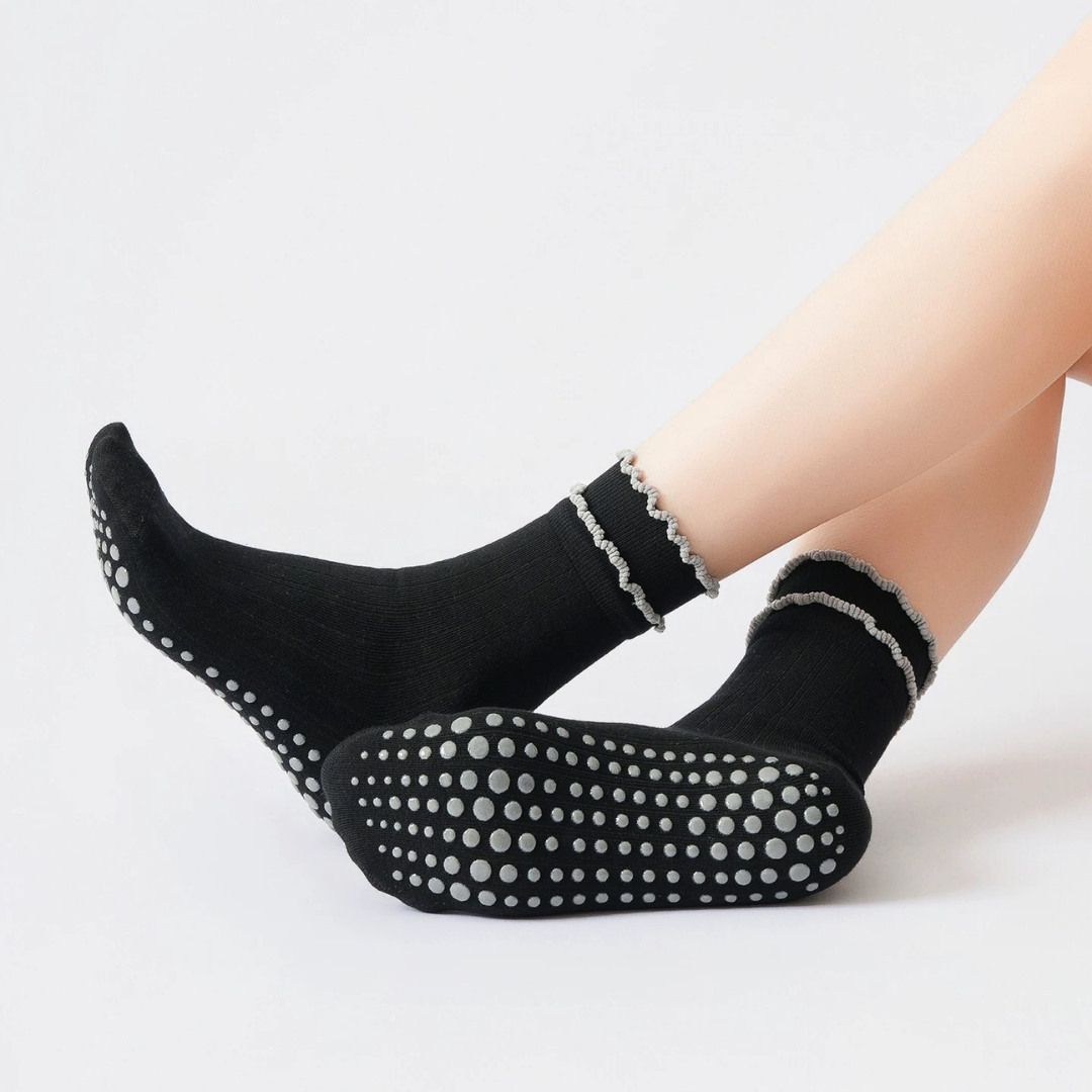 Parisienne Ruffle Grip Crew (Double Layer)