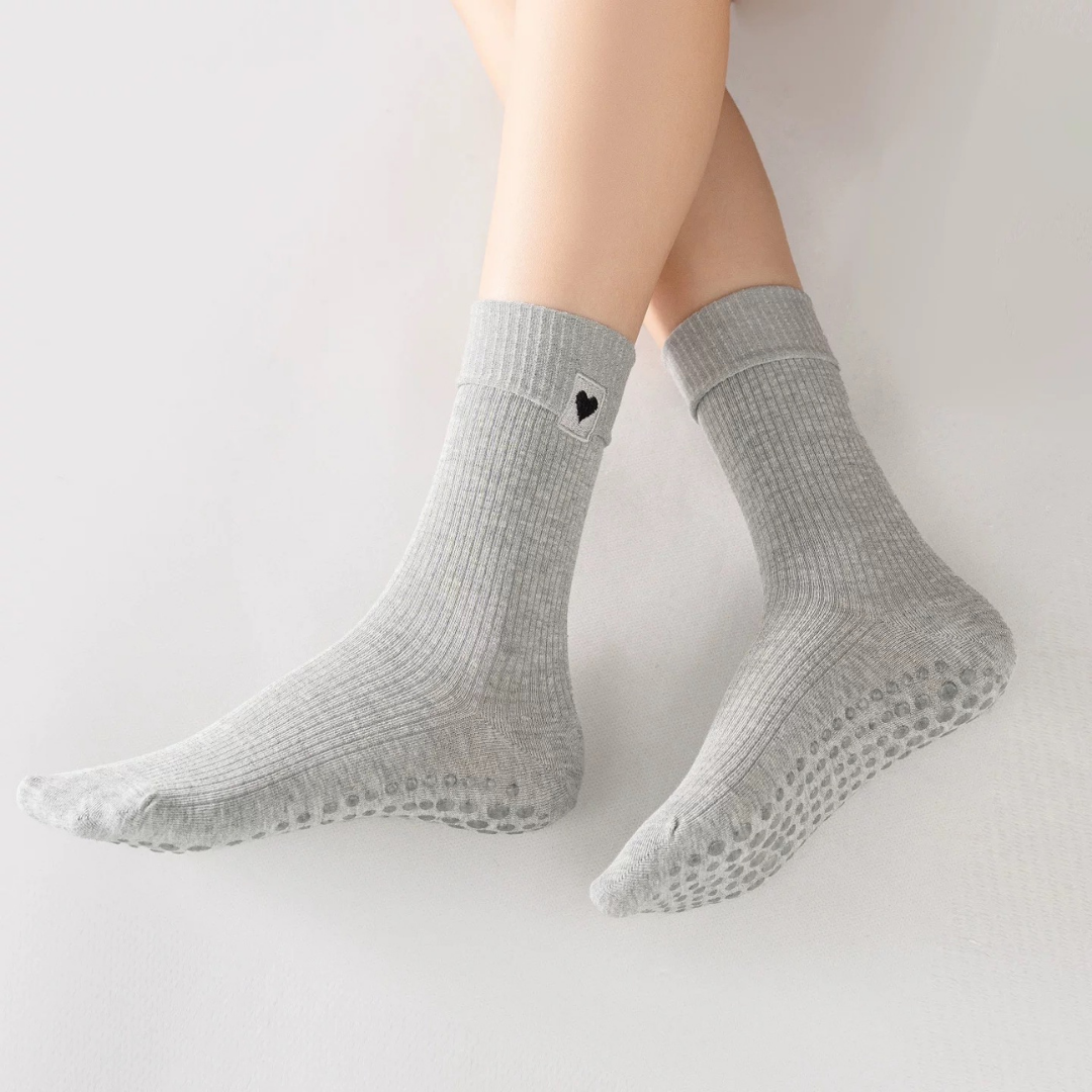 ♥ Heart to Ground Crew Grip Socks | Non-Slip for Pilates, Barre & Yoga